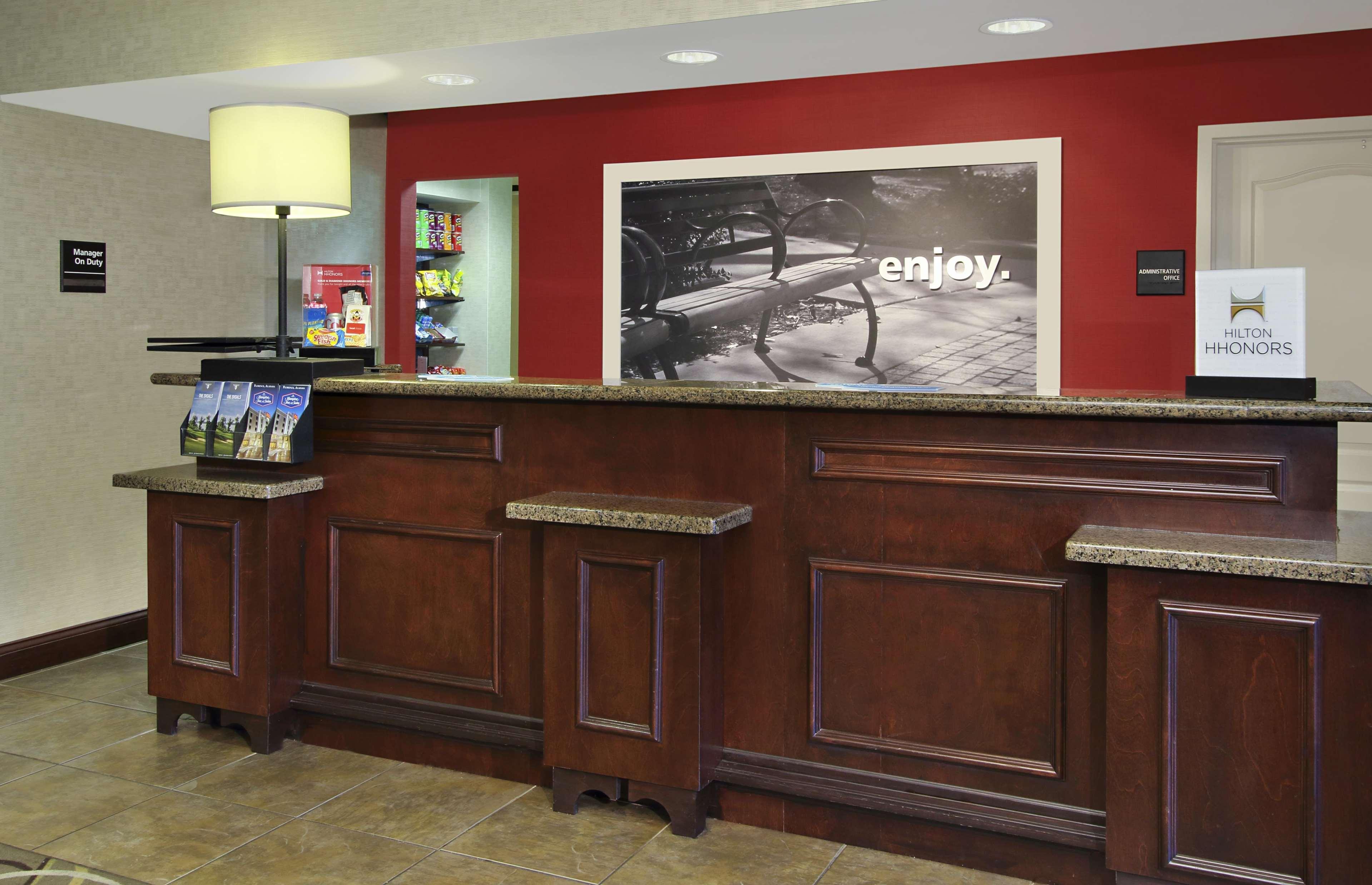 Hampton Inn & Suites-Florence Downtown Exteriör bild
