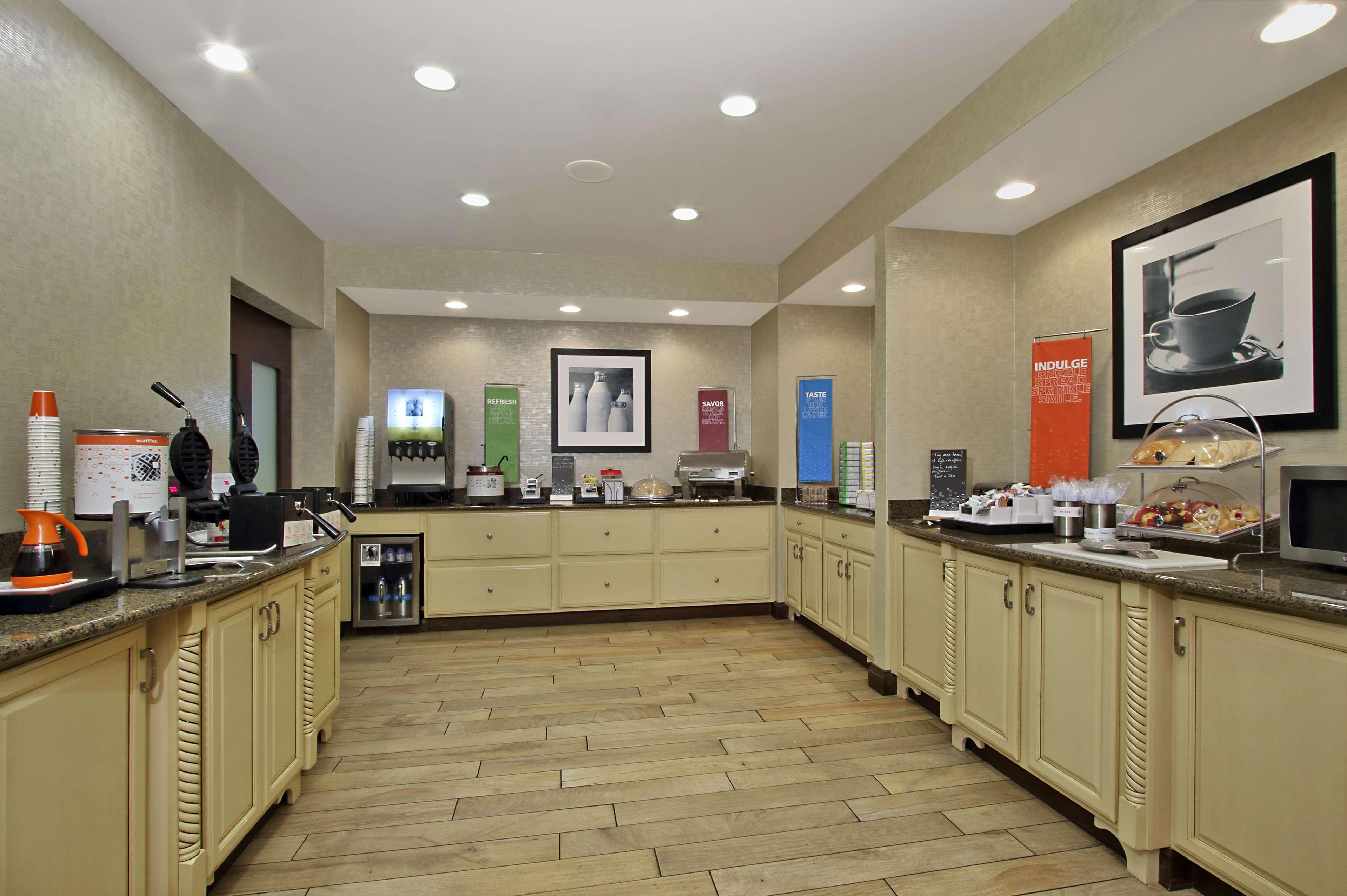 Hampton Inn & Suites-Florence Downtown Exteriör bild